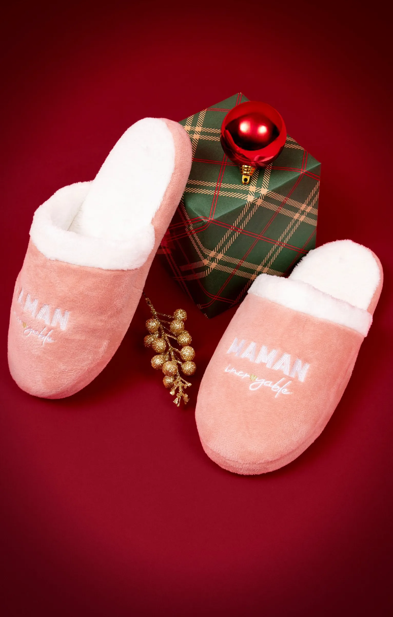 Accessoires<Armand Thiery Chaussons maman - Pivoine
