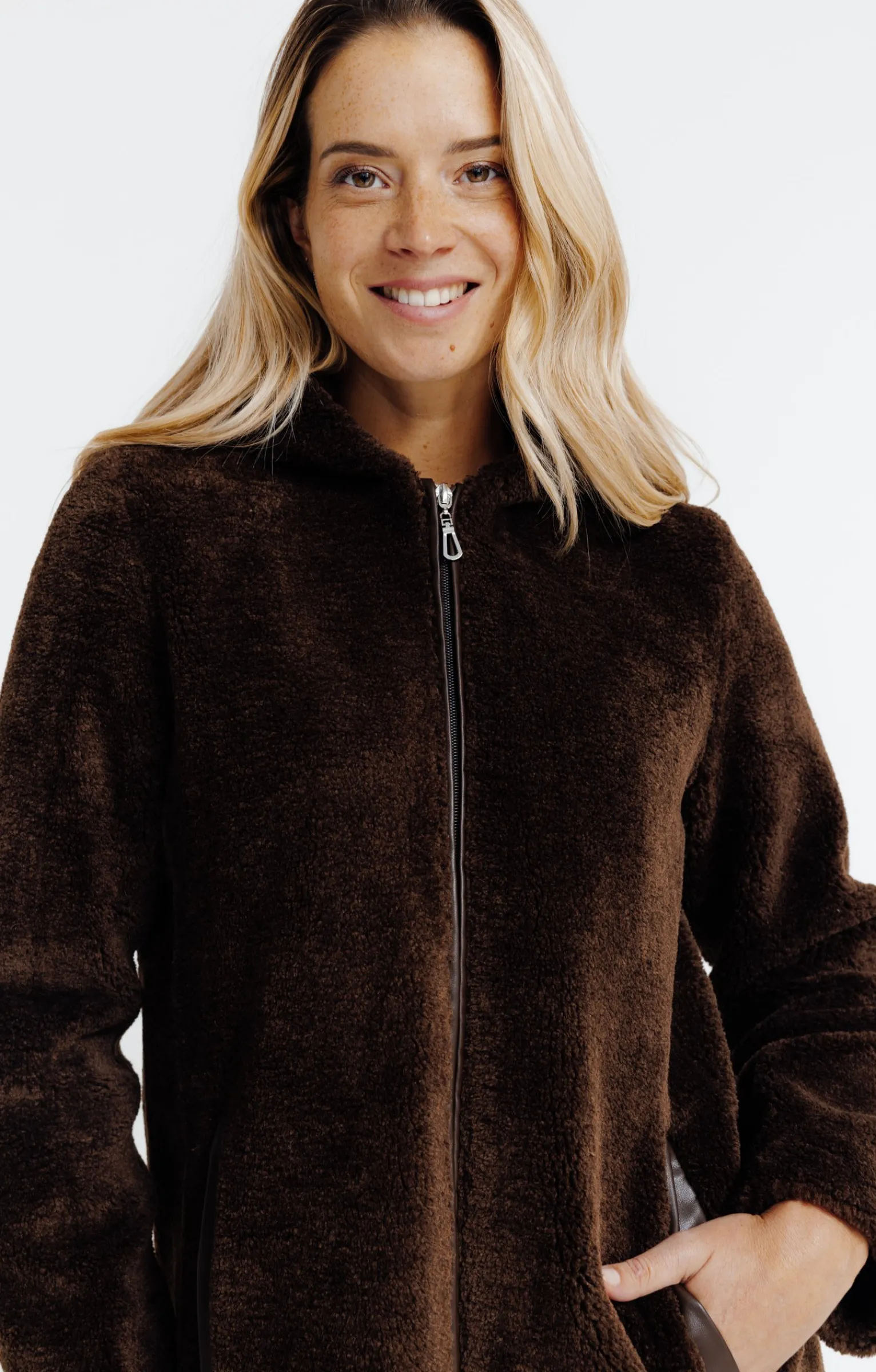 Manteaux<Armand Thiery Manteau en fausse fourrure à capuche - Chocolat