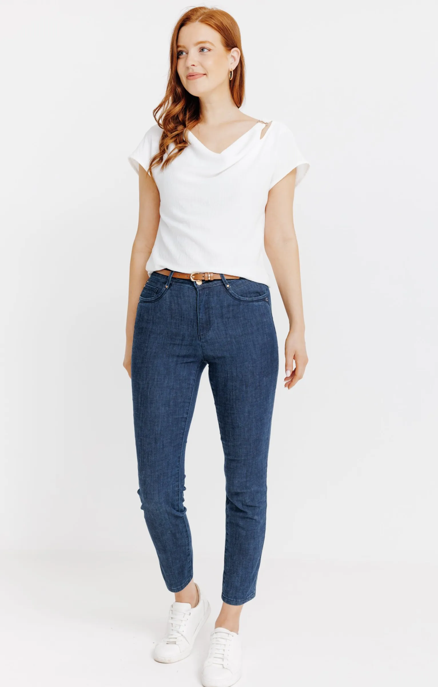 Pantalons<Armand Thiery Pantalon 7/8 denim brut détail clou - Bleu