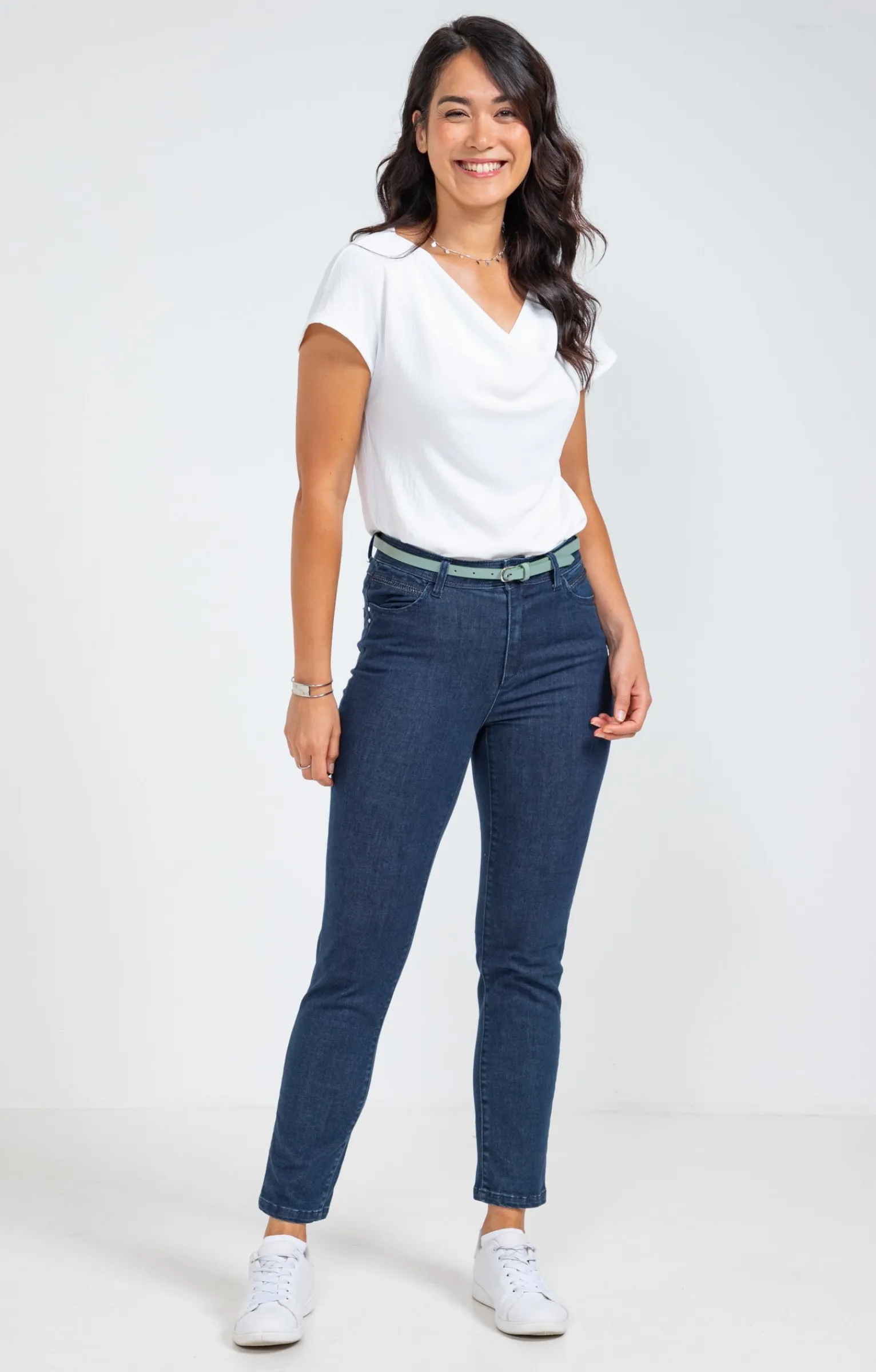 Pantalons<Armand Thiery Pantalon 7/8 denim détail galon - Bleu