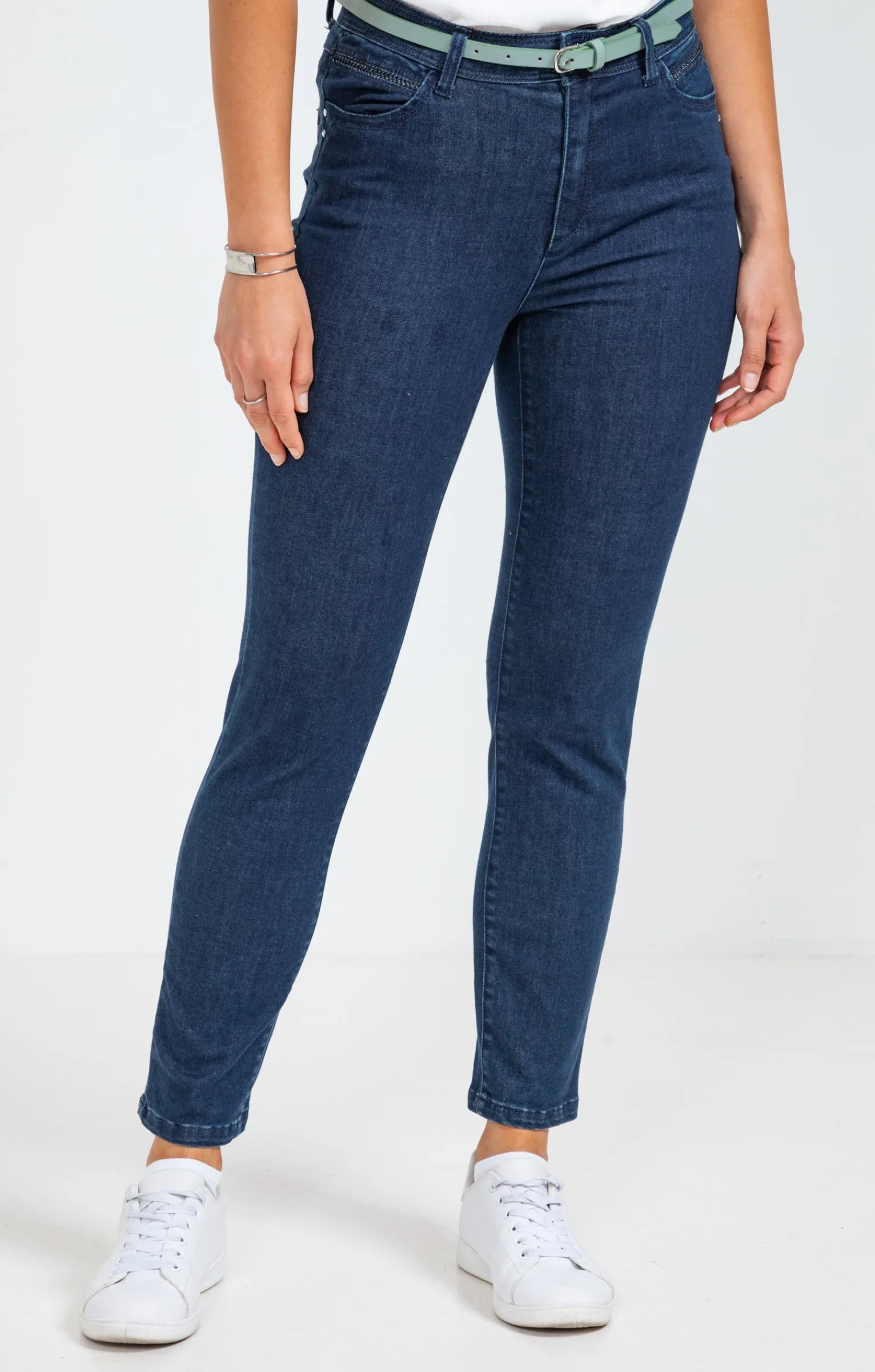 Pantalons<Armand Thiery Pantalon 7/8 denim détail galon - Bleu