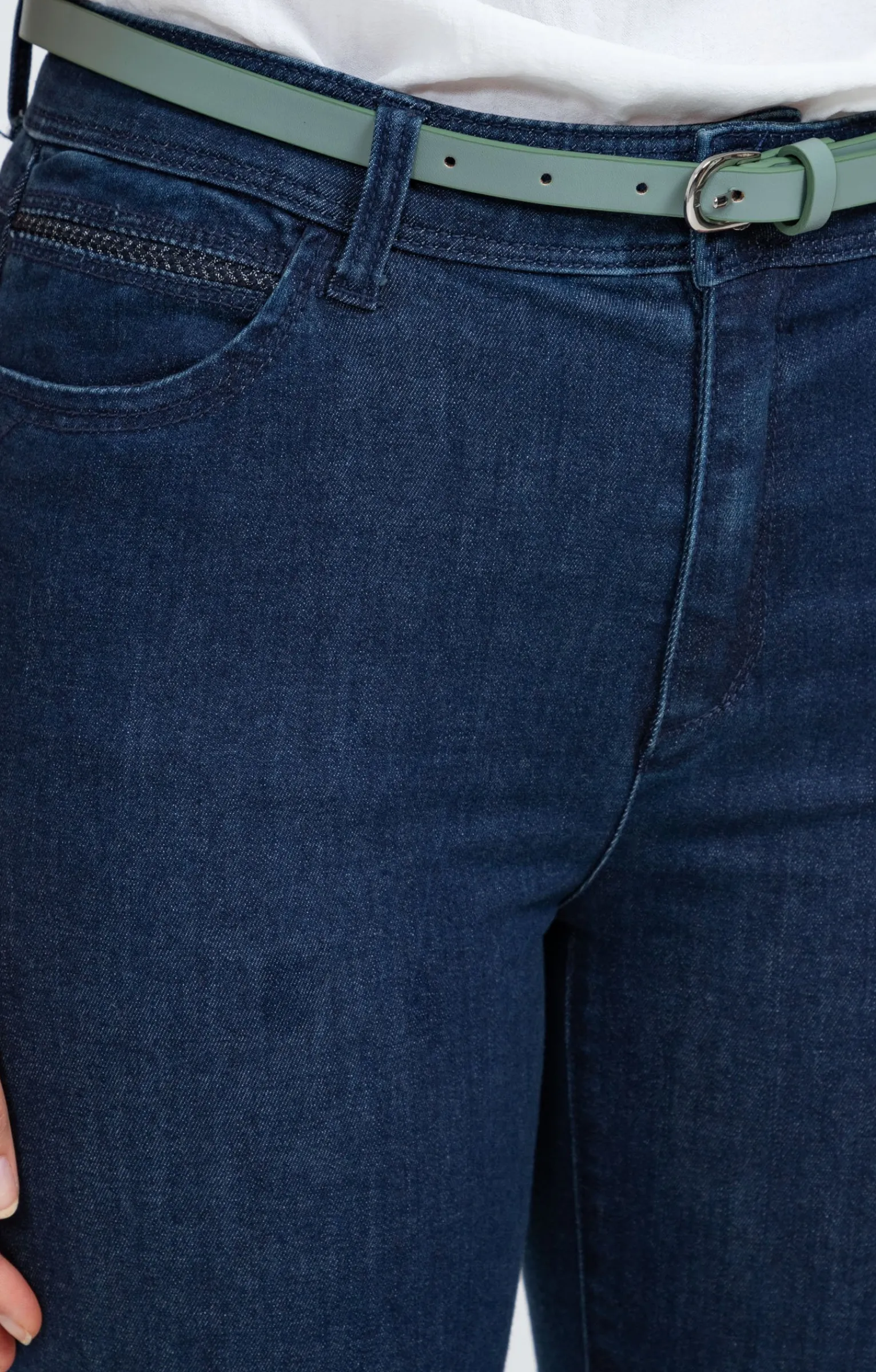 Pantalons<Armand Thiery Pantalon 7/8 denim détail galon - Bleu