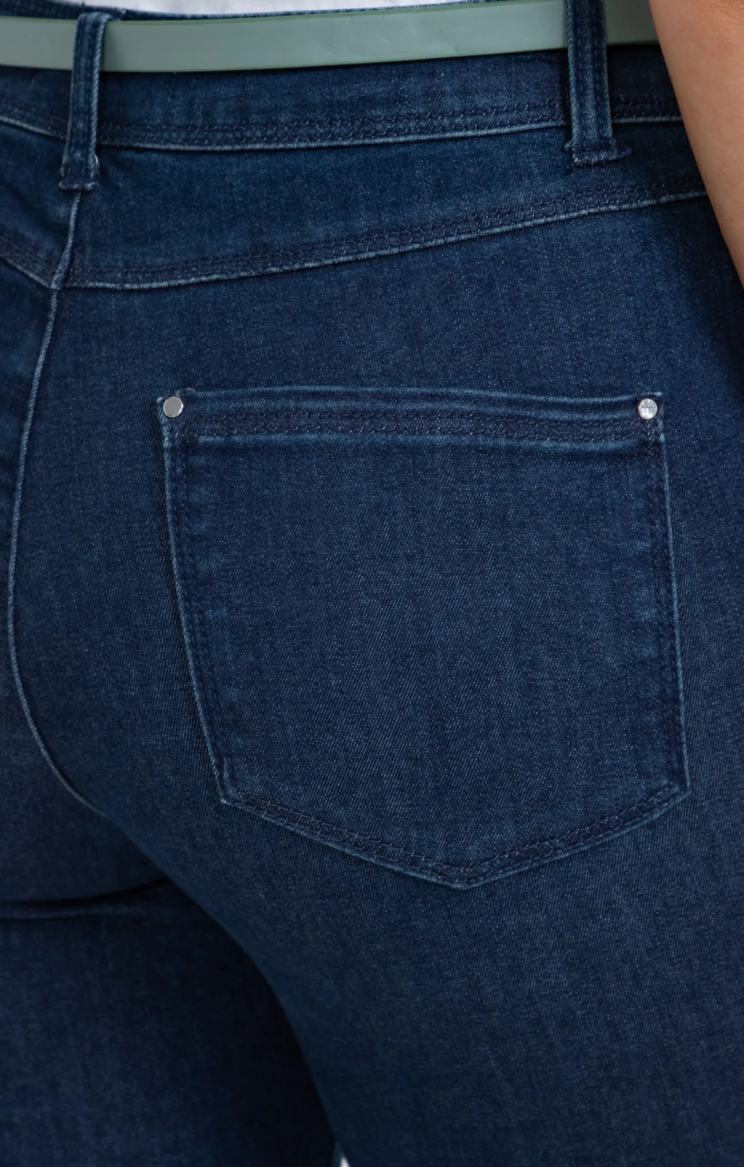 Pantalons<Armand Thiery Pantalon 7/8 denim détail galon - Bleu