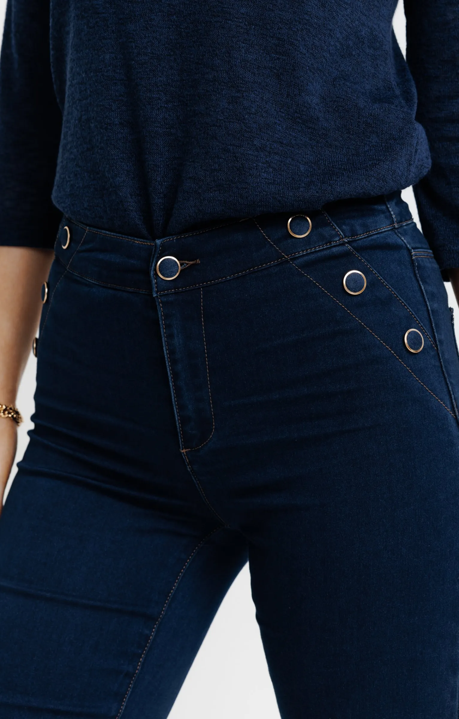 Pantalons<Armand Thiery Pantalon 7/8 satin denim brut - Bleu