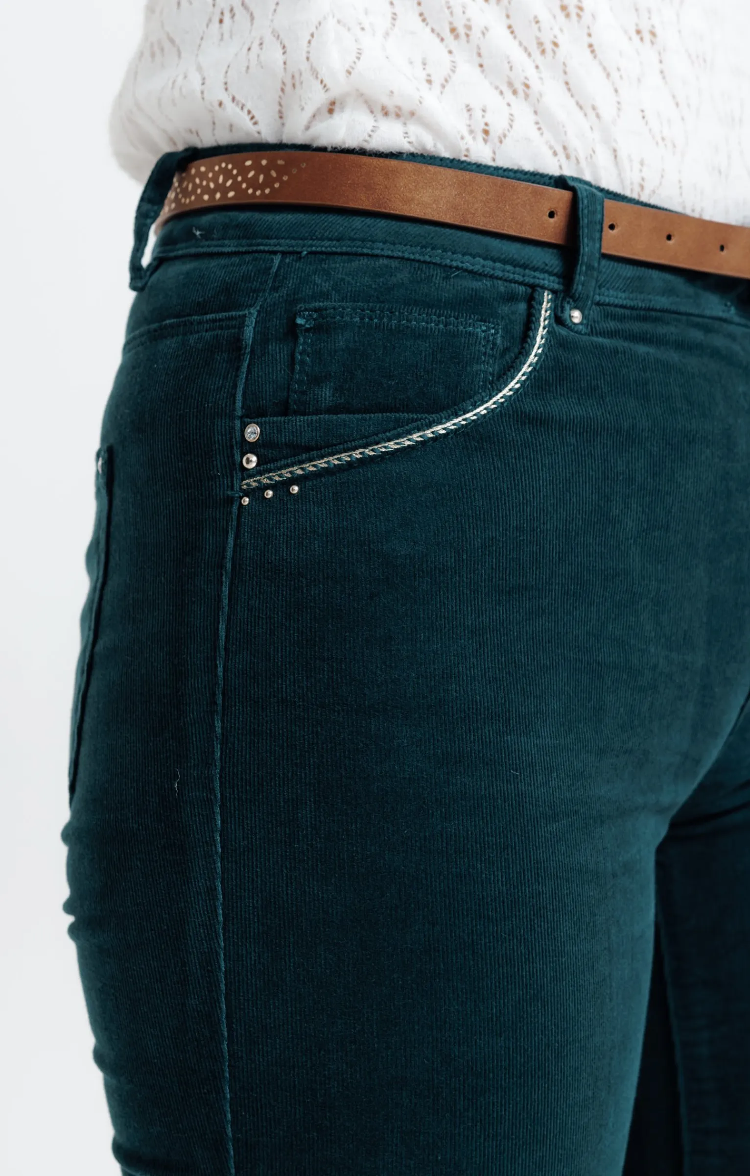 Pantalons<Armand Thiery Pantalon velours clouté avec ceinture - Sapin