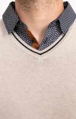 Pulls & Gilets<Armand Thiery Pull uni col V avec chemise - Beige