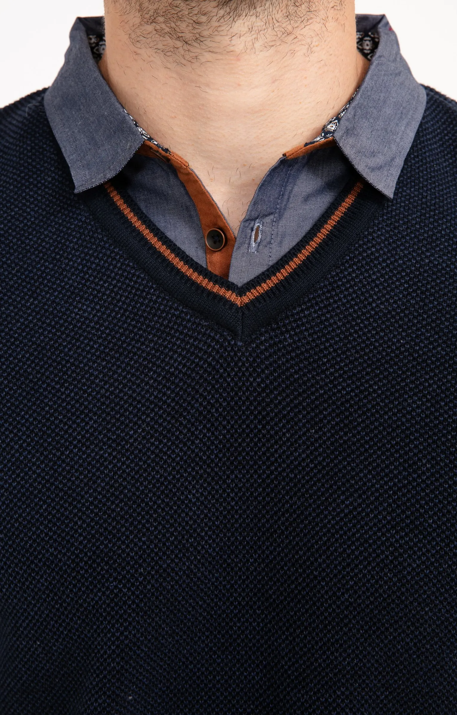 Pulls & Gilets<Armand Thiery Pull uni col V avec chemise - Marine