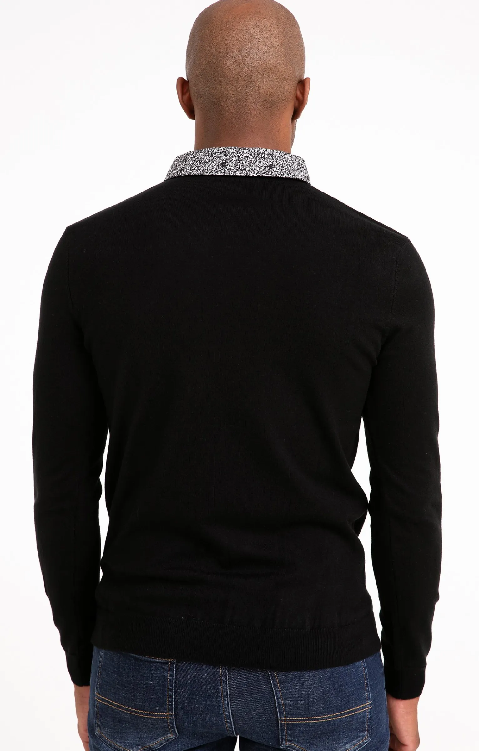 Pulls & Gilets<Armand Thiery Pull uni col V avec chemise - Noir