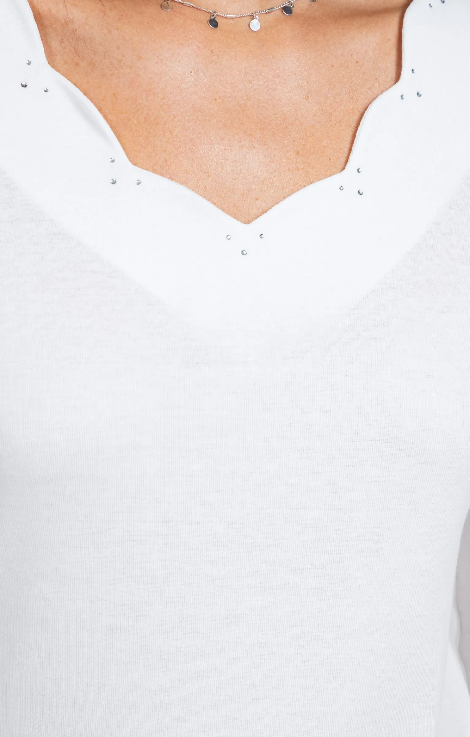 Tee-shirts<Armand Thiery Tee-shirt uni col V festons - Écru