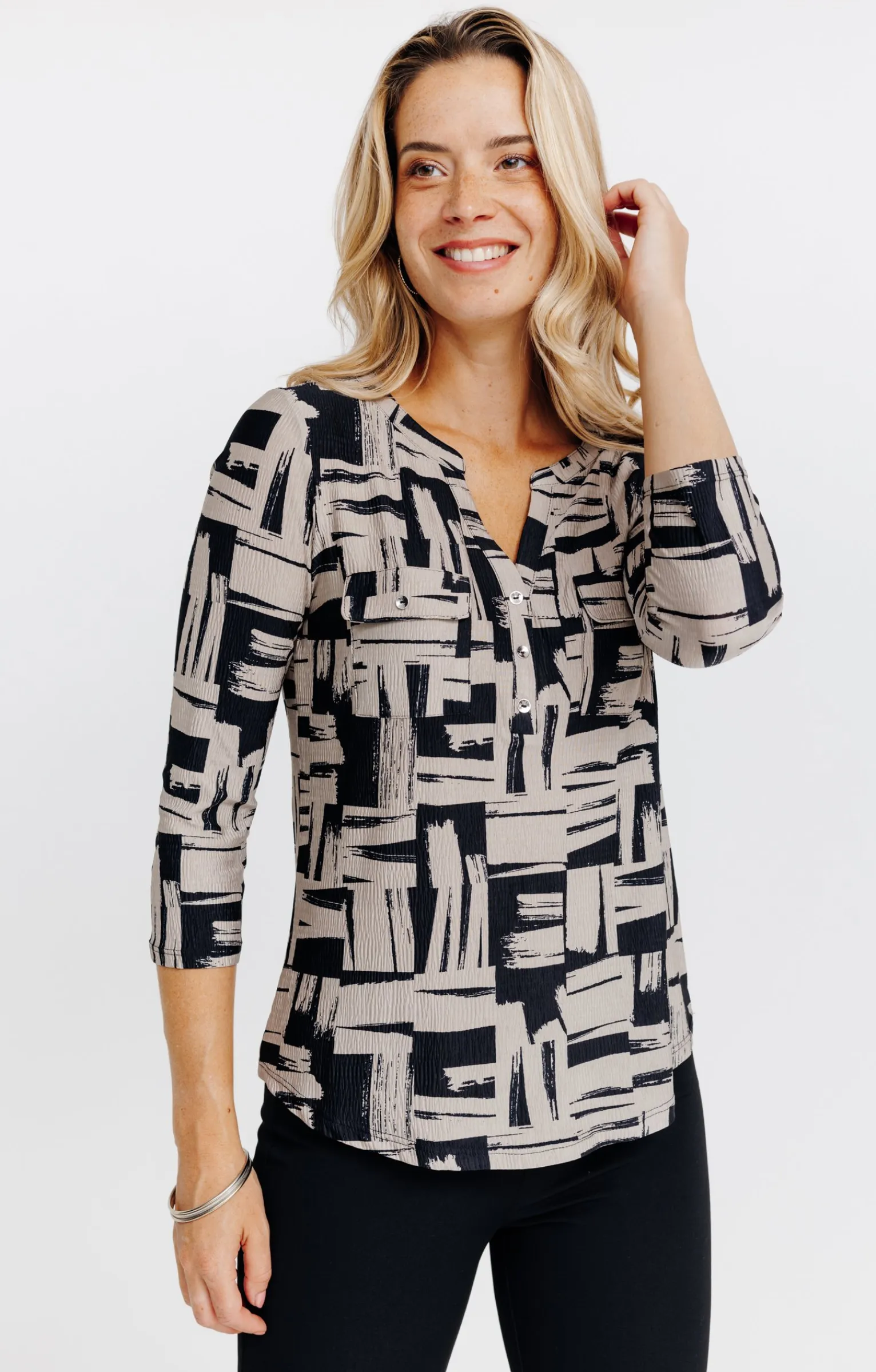 Tee-shirts<Armand Thiery T-SHIRT COL MAO MANCHES 3/4 - Noir