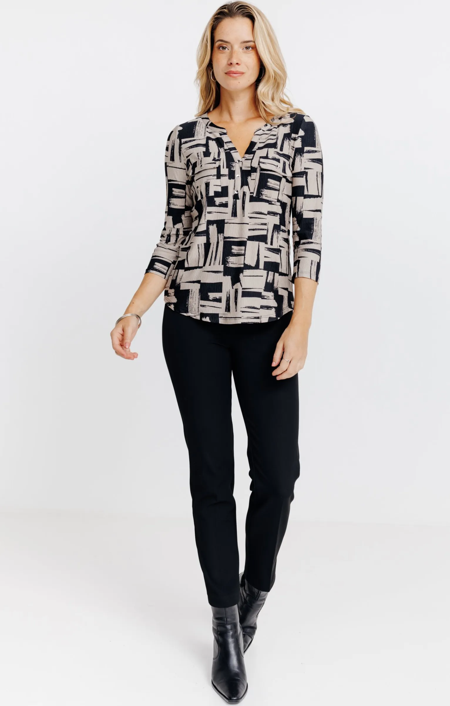 Tee-shirts<Armand Thiery T-SHIRT COL MAO MANCHES 3/4 - Noir