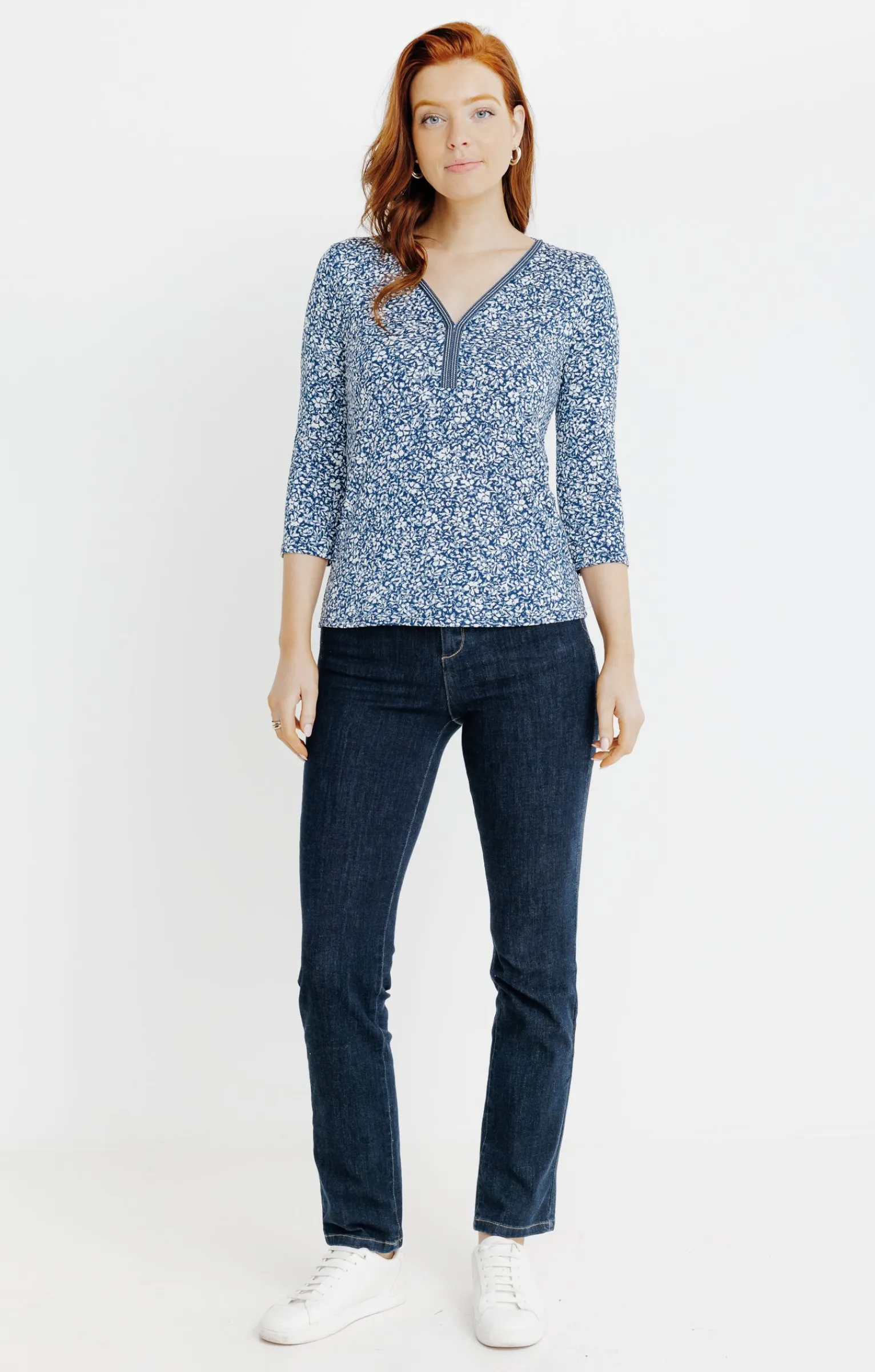 Tee-shirts<Armand Thiery T-SHIRT COL V GALON - Bleu